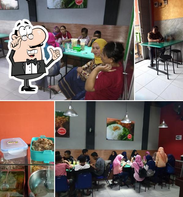 Warung 25