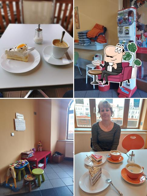 Orange Café