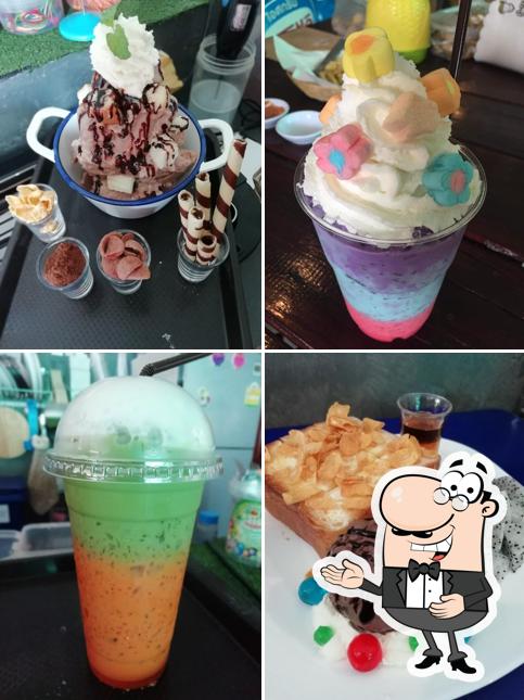 ฮ.นกฮูก (H.NOKHOOK) coffe & cactus