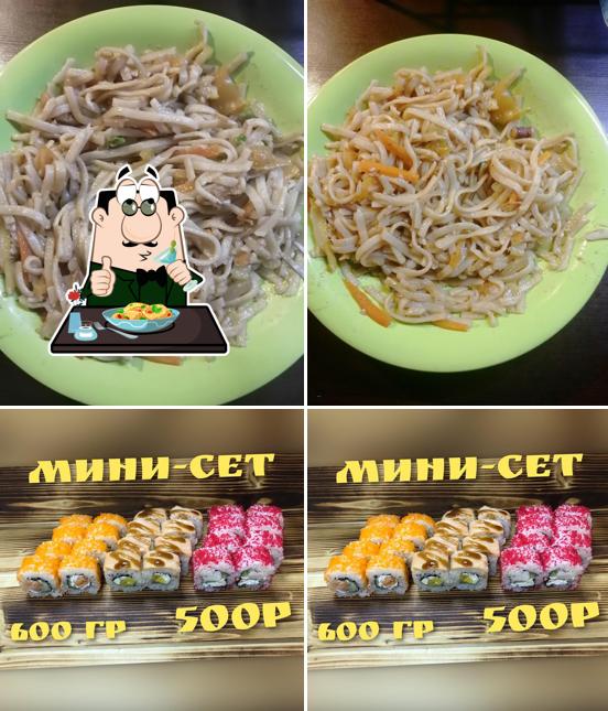 Еда в "Точка Суши"