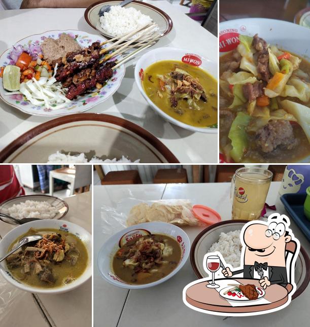 Tongseng dan Sate Kambing "Warung Solo Gembira" Jombang