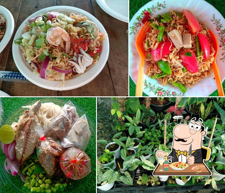 ร้านส้มตำแม่บุญมา วิหารแดง และร้านต้นไม้