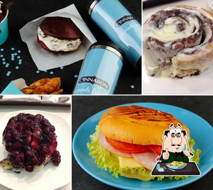 Еда в "Cinnabon"