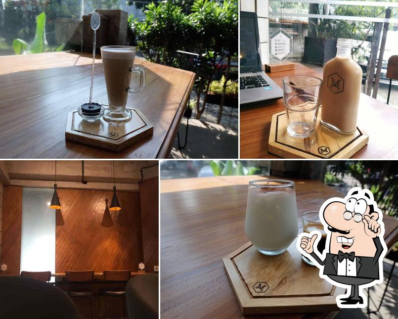 Monsoon Cafe