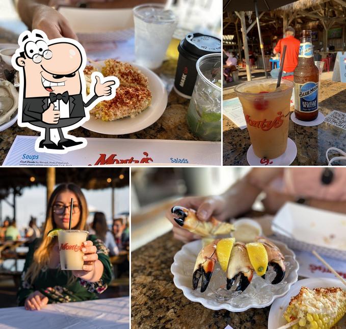 Monty's Raw Bar