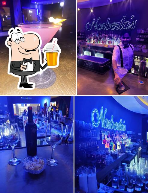 Norberto's Piano Bar, Lounge & Restaurant