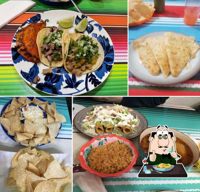 Nanys Tacos