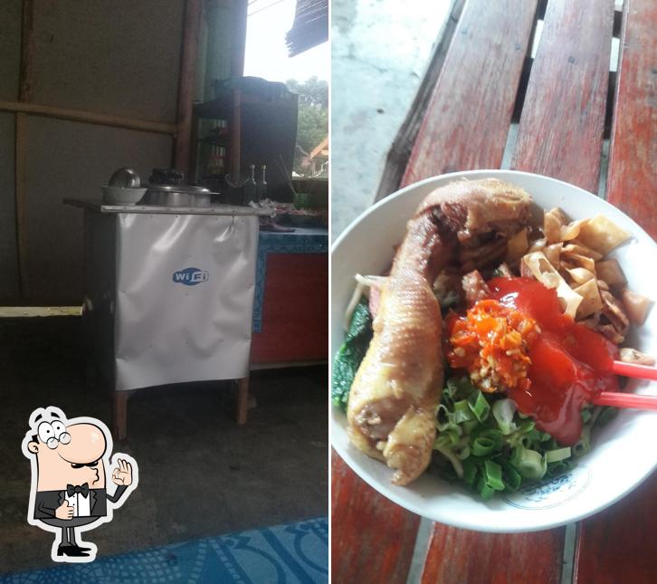 Mie ayam solo
