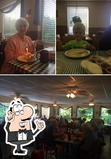 Twin Lakes Catfish Kitchen