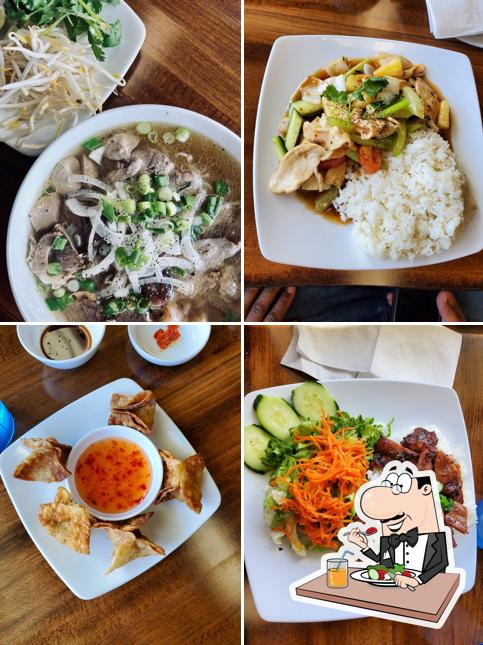 Pho Gia Đình Vietnamese Restaurant