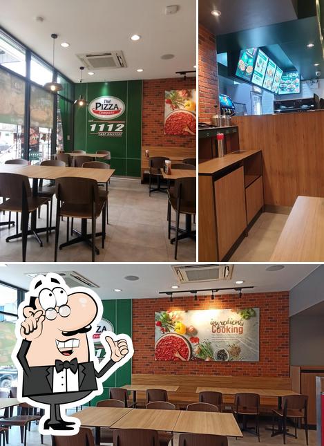 The Pizza Company สีคิ้ว