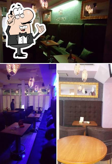 Caffe Bar Queen's