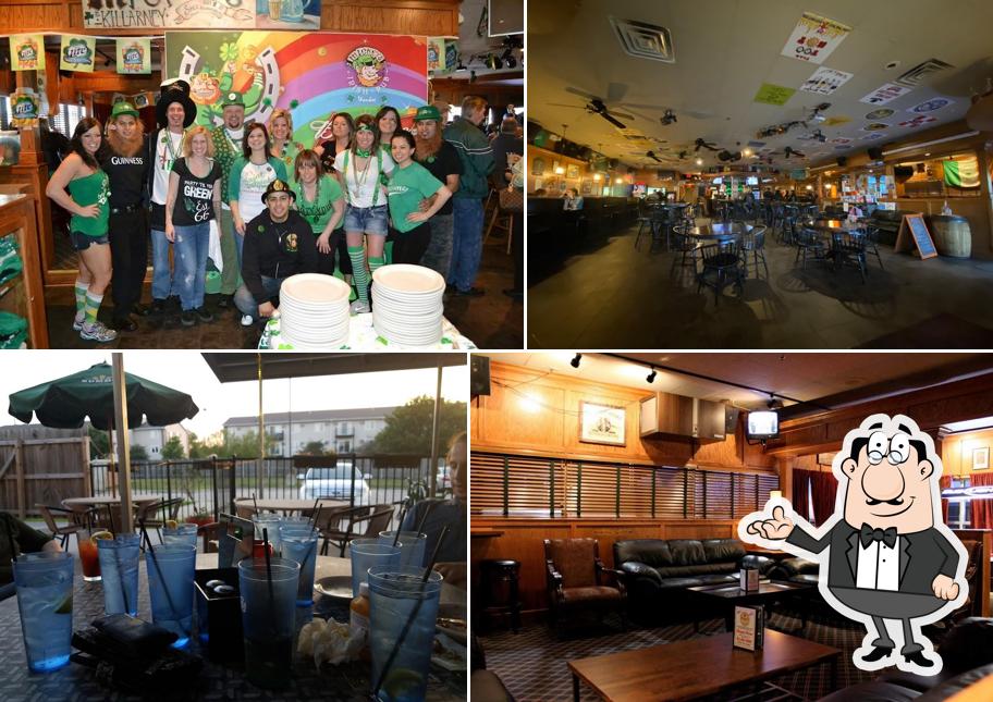 Mickey's Irish Pub Waukee