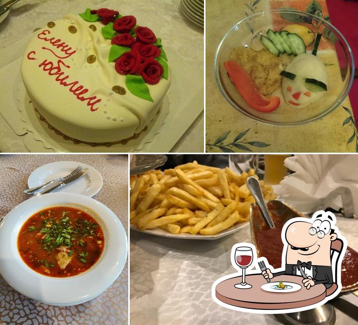 Ночной дворик