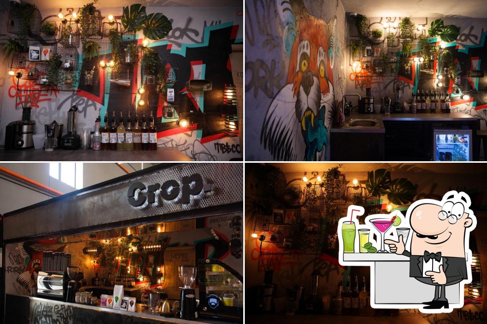 Crop. coffee & smoothie bar
