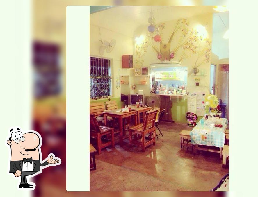 ร้านเจ๊แหม่มทางโค้ง-ศาลเจ้าพ่อหลักเมืองขลุง