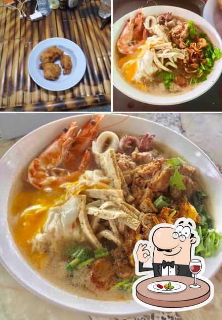 ก๋วยจั๊บญวนเส้นสด อร่อยต้องลอง
