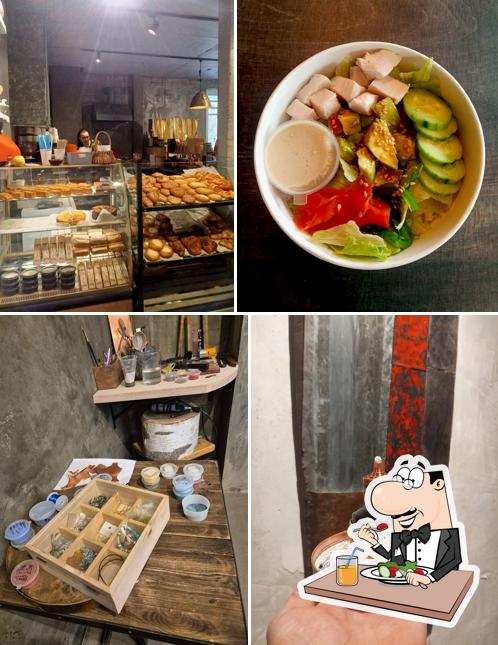 Еда в "Gora Cafe"