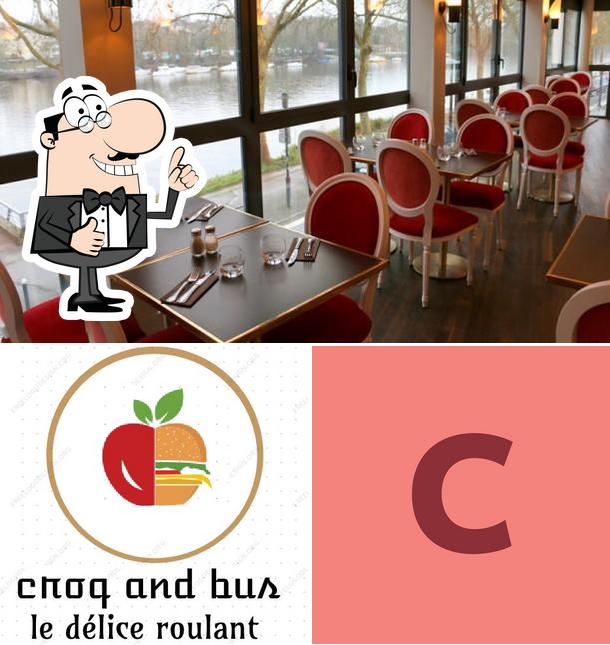 Croq and Bus