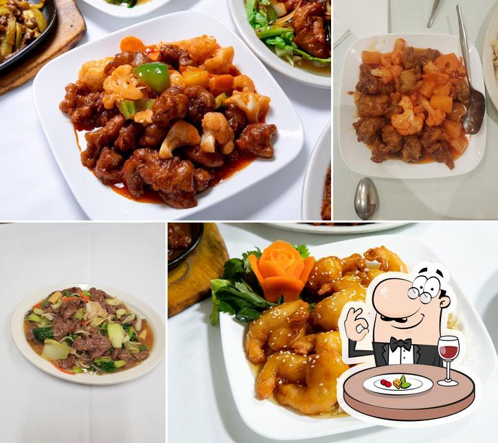 Commodore Chinese Restaurant & Takeaway