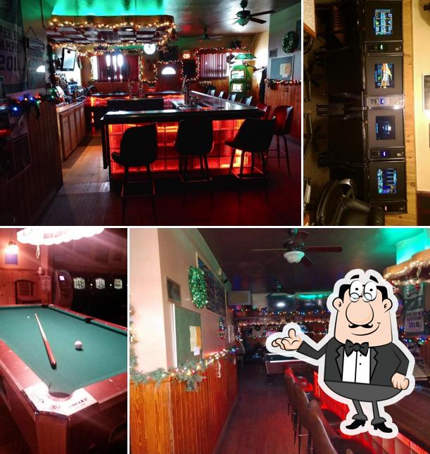 Smirks Sports Bar