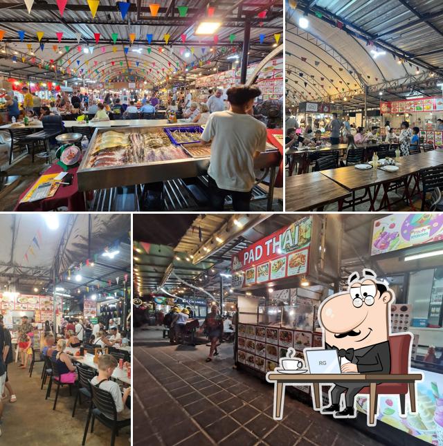 Street Food Market