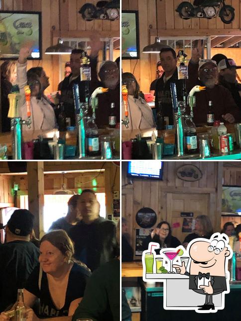 Luc's Bar & Grill