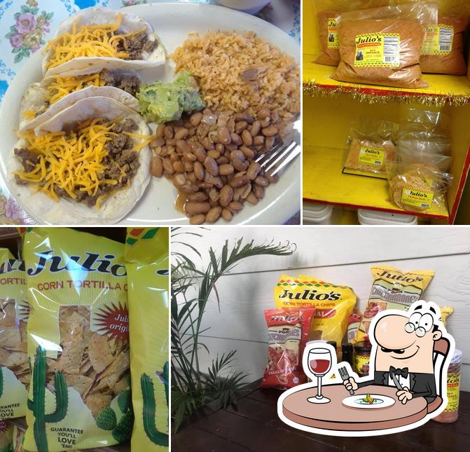 Julio's Seasoning & Corn Chips