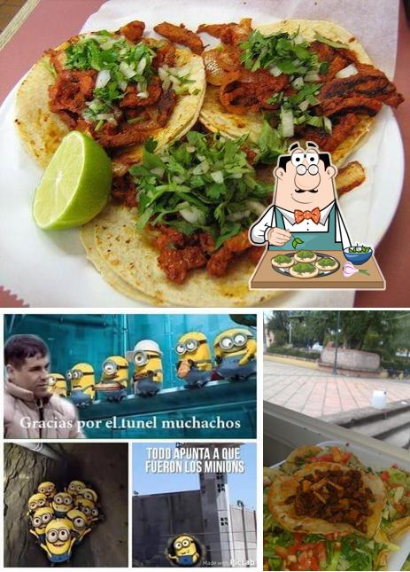 "Tacos El Pastorcito"
