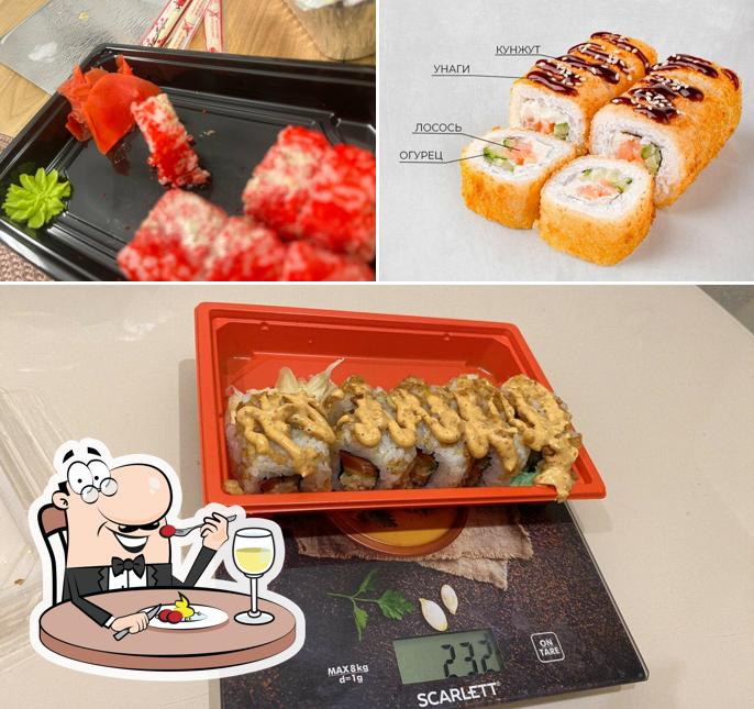 Блюда в "Sushi box. Суши - Баре, Кафе, Доставка суши, роллов и лапши Wok по Ульяновску"