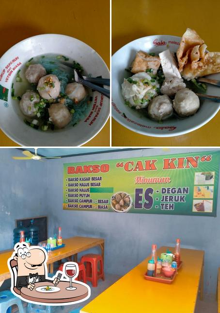 Bakso "Cak Kin"