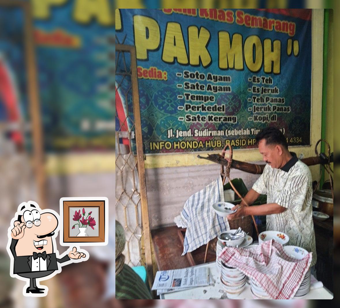 Soto Ayam Pak Moh