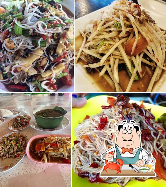ล้านถังเงิน ก๋วยเตี๋ยวไก่มะระ
