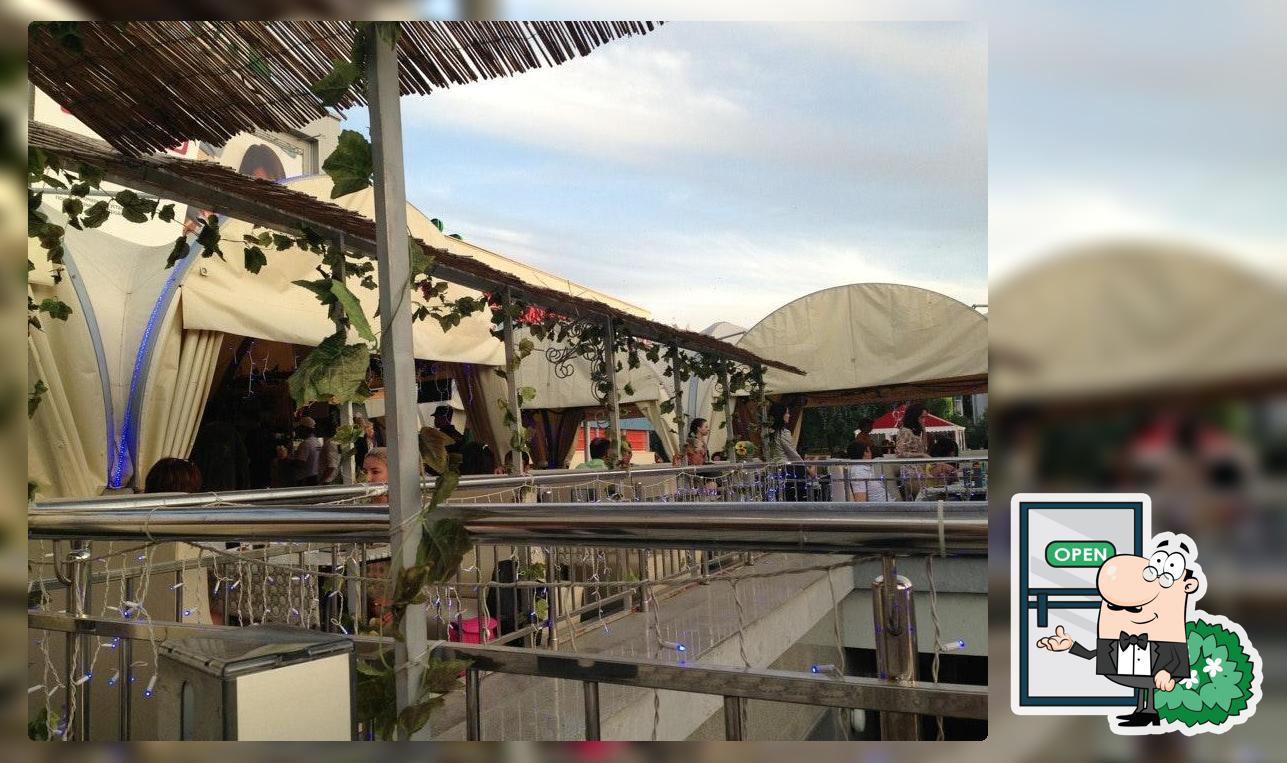 Шашлычная у ТЦ «Семья»