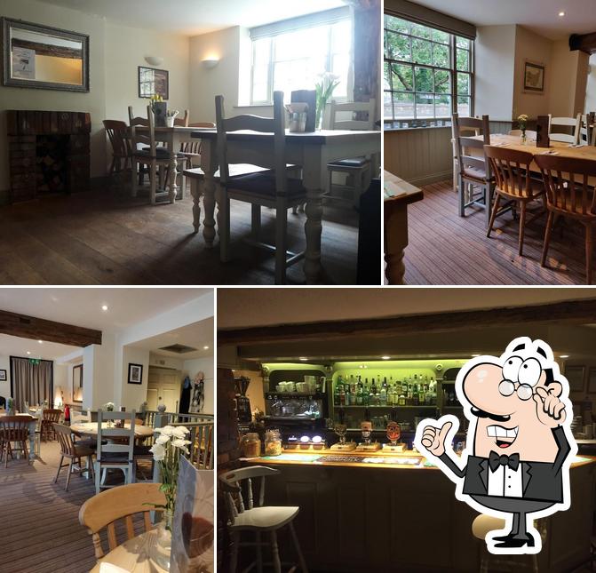 The Fleece Inn