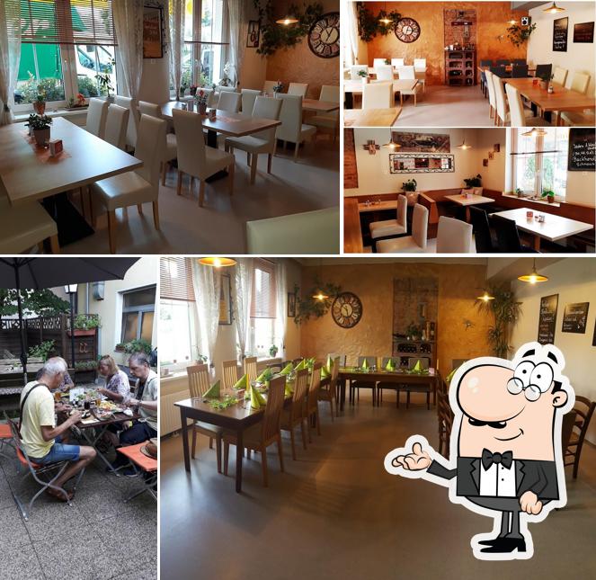 Cafe Restaurant Inside