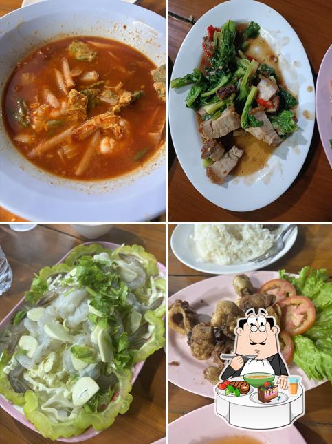 เฮียโก๊ะ หัวปลาหม้อไฟ (ท่าแฉลบซอย9,ตลาดJP)