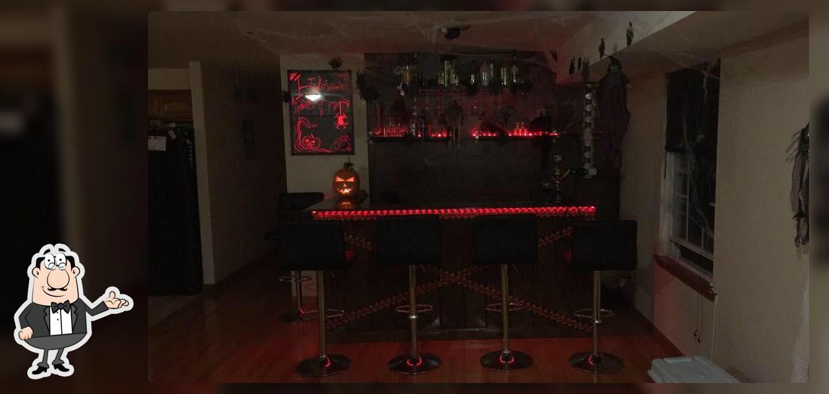 Toba's bar