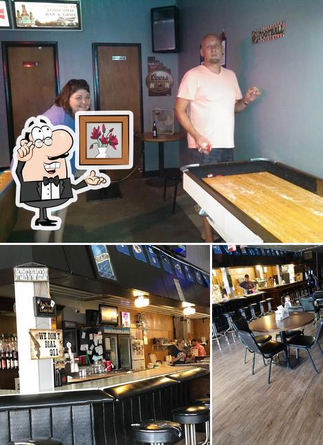 Lowe' Ded Bar & Grill