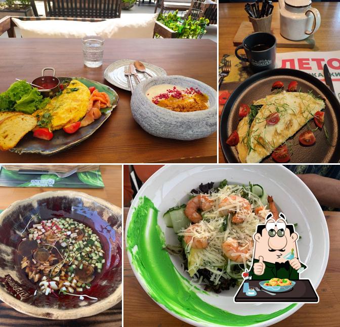 Еда в "Оранжерее ПОЁТ"