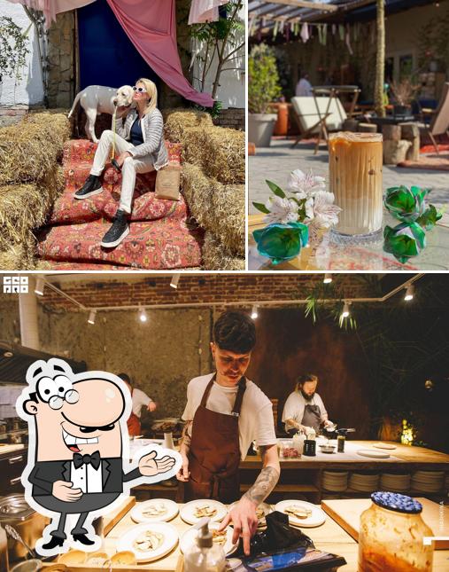 Здесь можно посмотреть снимок ресторана "Соседи"