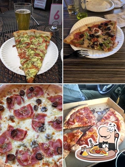 Hot Tomato Pizza