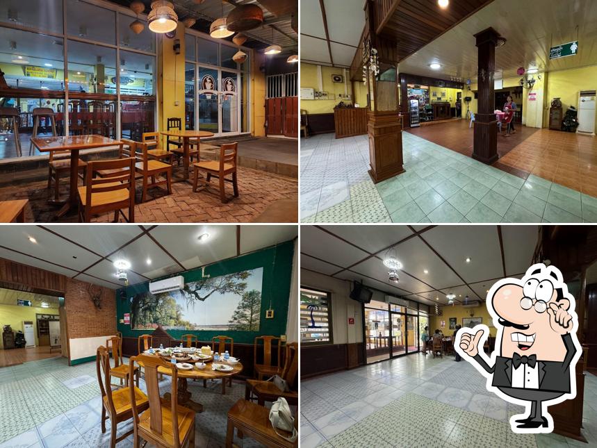 Maniphone Restaurant