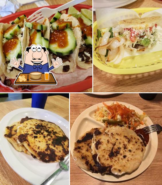 Tacos Estilo Hidalgo #2 y Pupuseria