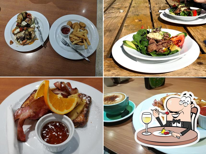 Zippy Central Cafe & Bar