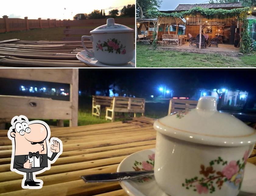 ANGKRINGAN HE'EH KOPI