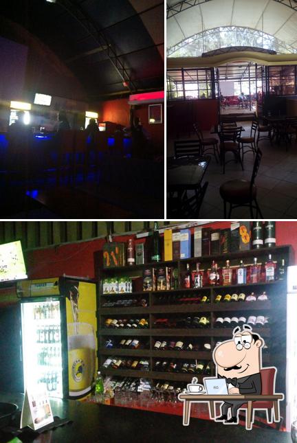 Spoilers Lounge