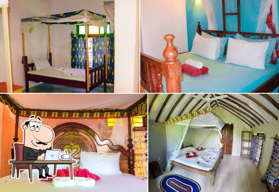 Sagando Bungalows & Restaurant.