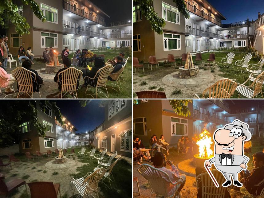 Karakoram Highway Inn Hunza