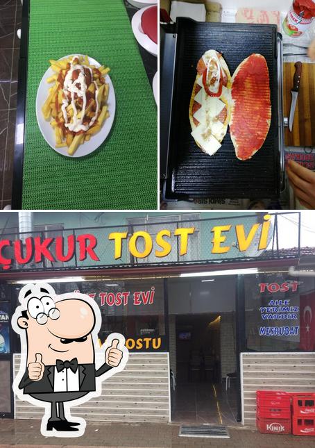 ÇUKUR TOST EVİ